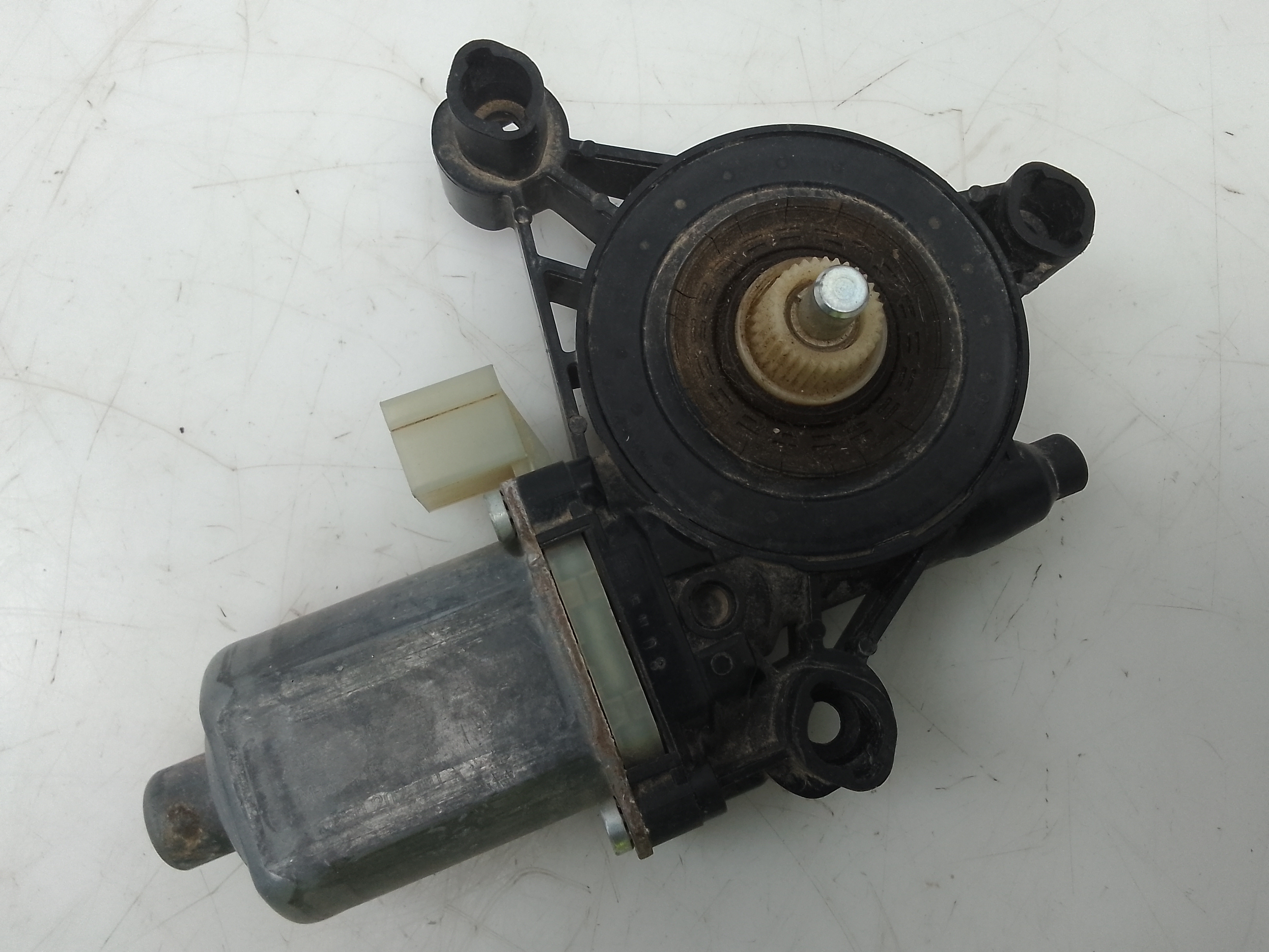 Motor elevalunas delantero izquierdo seat leon (5f1)(09.2012->)