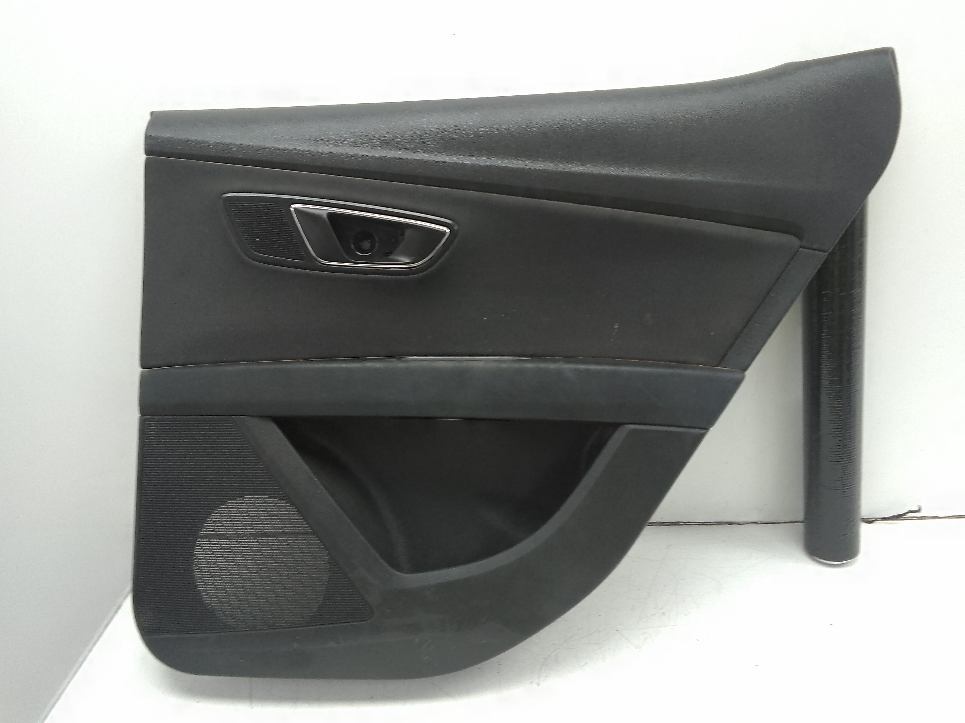 Guarnecido puerta trasera derecha seat leon (5f1)(09.2012->)