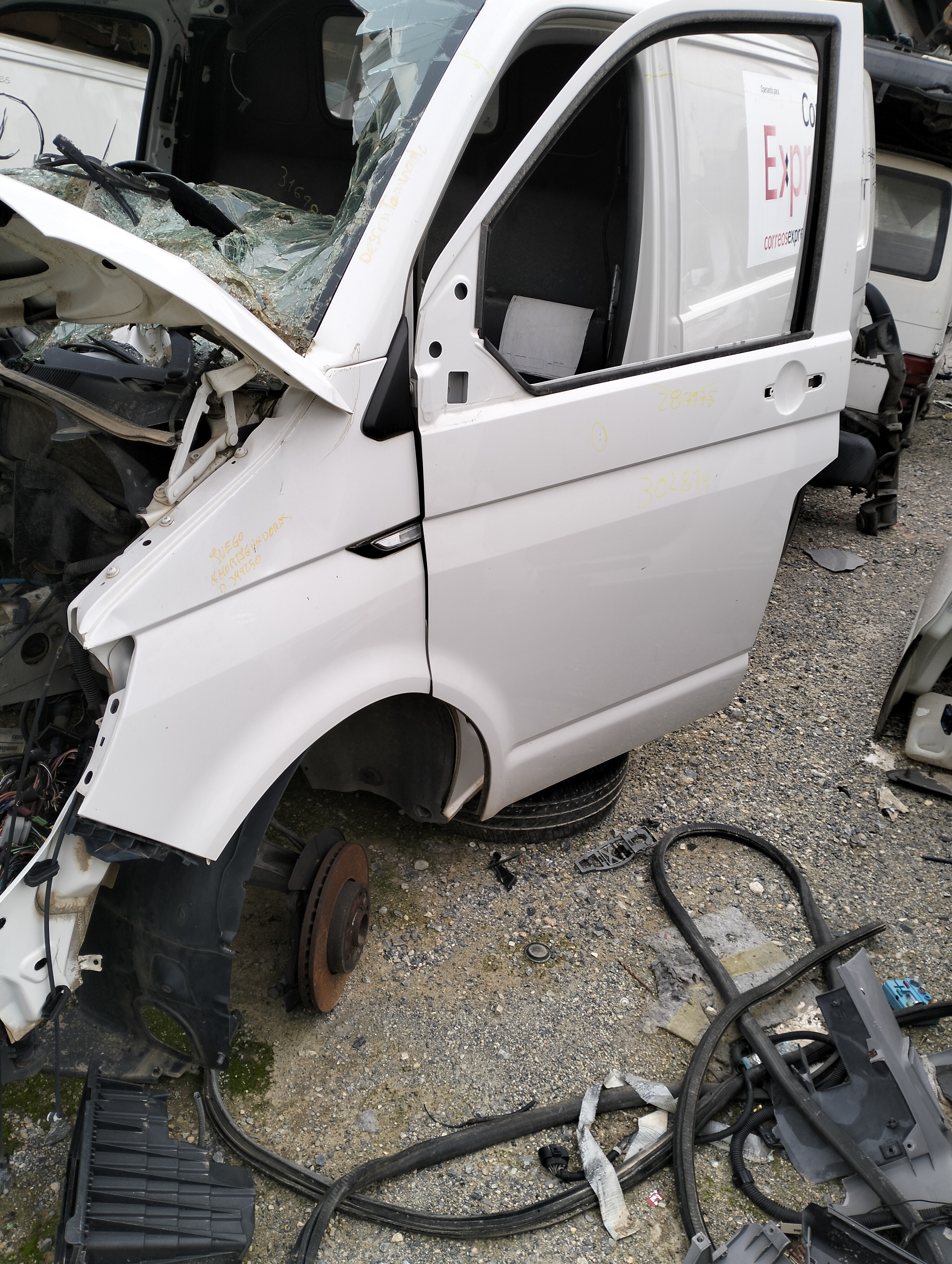 Mangueta delantera izquierda volkswagen t6 transporter furgón/combi (sg)(04.2015->)