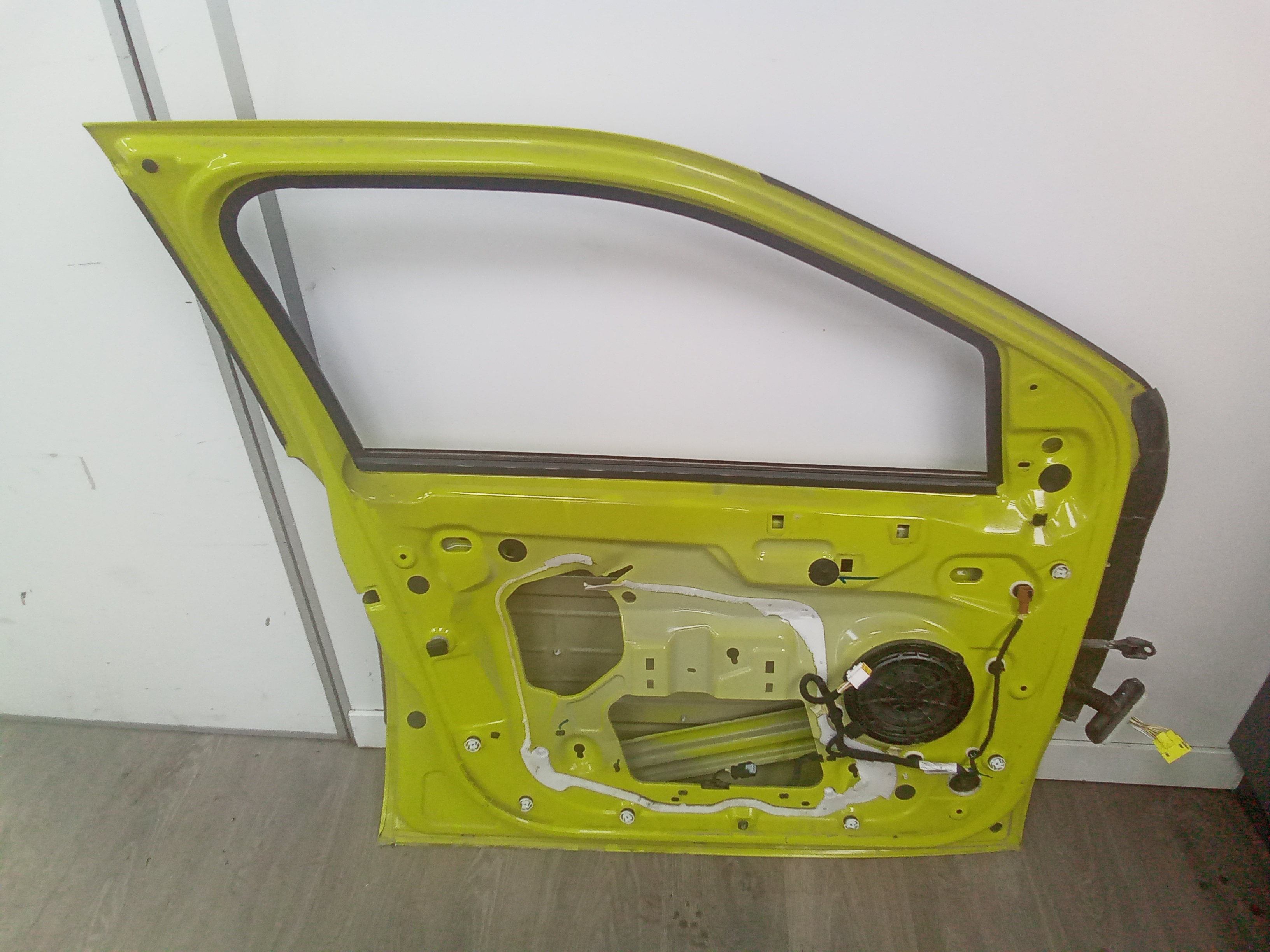 Puerta delantera izquierda citroen c4 cactus (2014->)