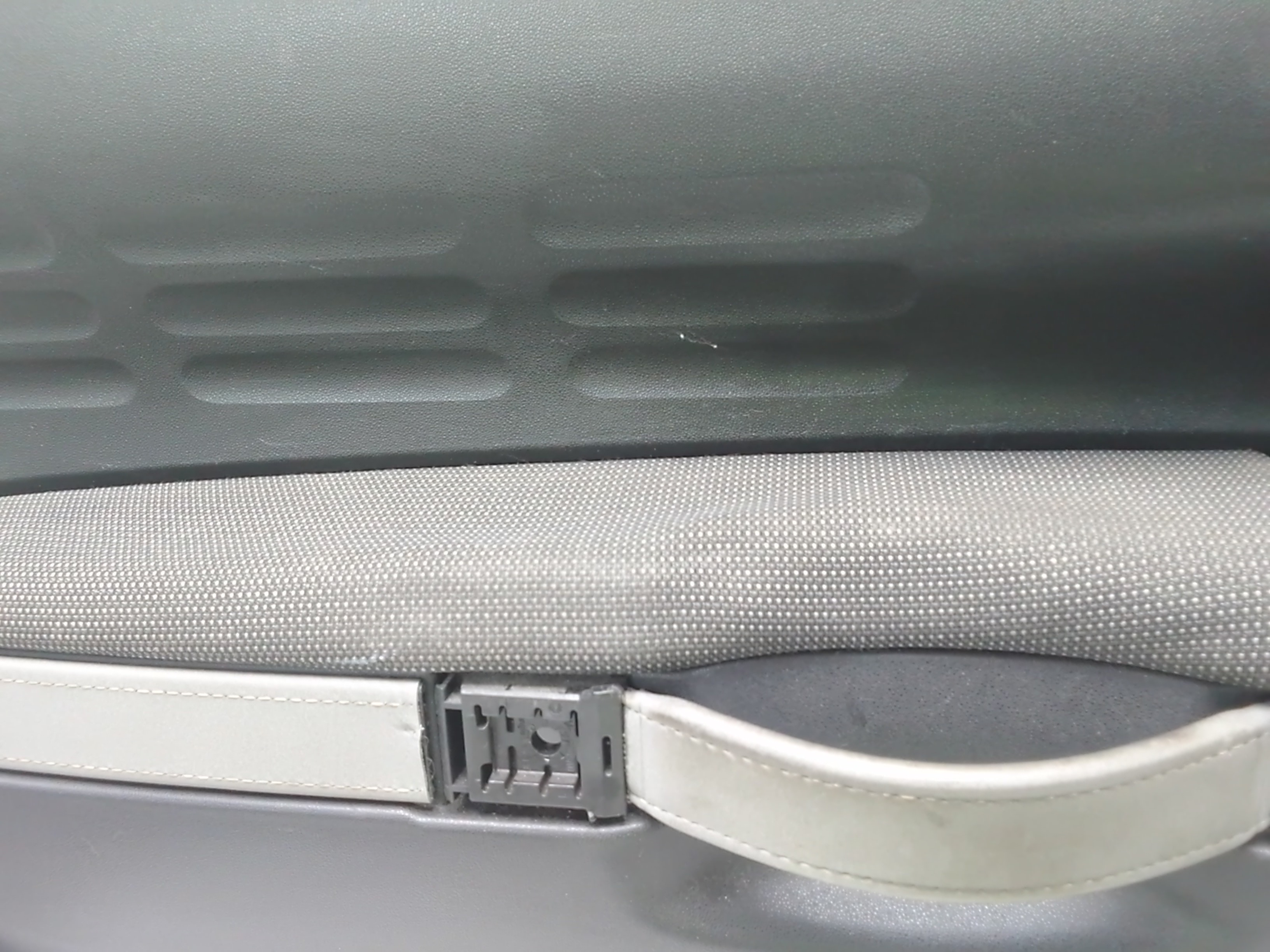 Guarnecido puerta delantera izquierda citroen c4 cactus (2014->)