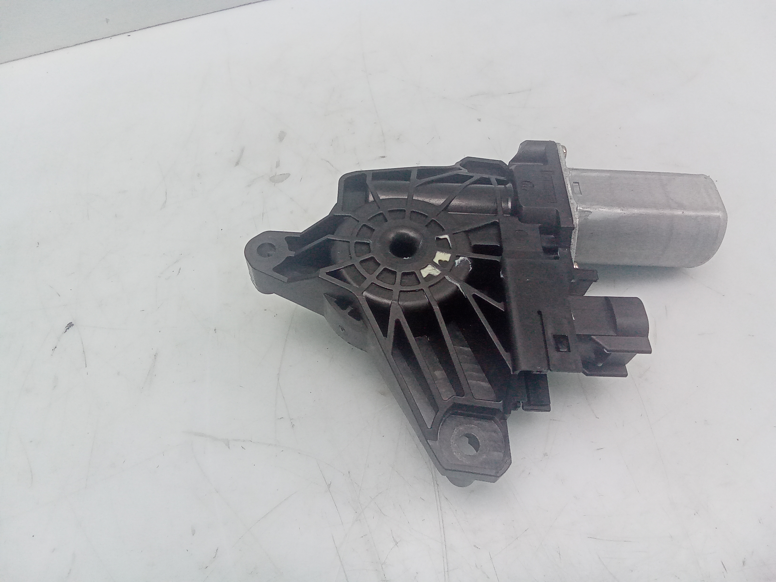 Motor elevalunas trasero derecho fiat 500x (334)(2014->)