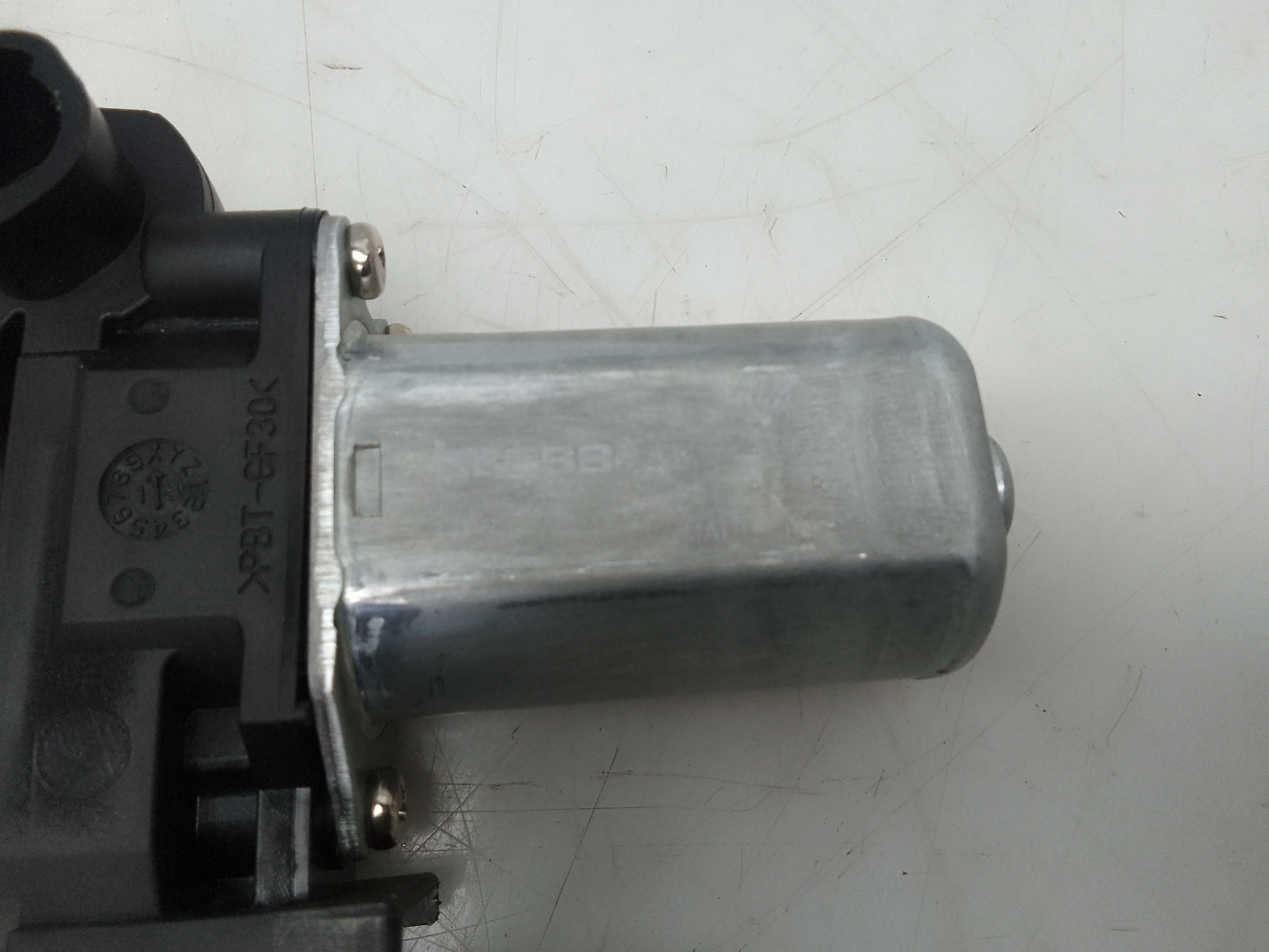 Motor elevalunas trasero izquierdo fiat 500x (334)(2014->)