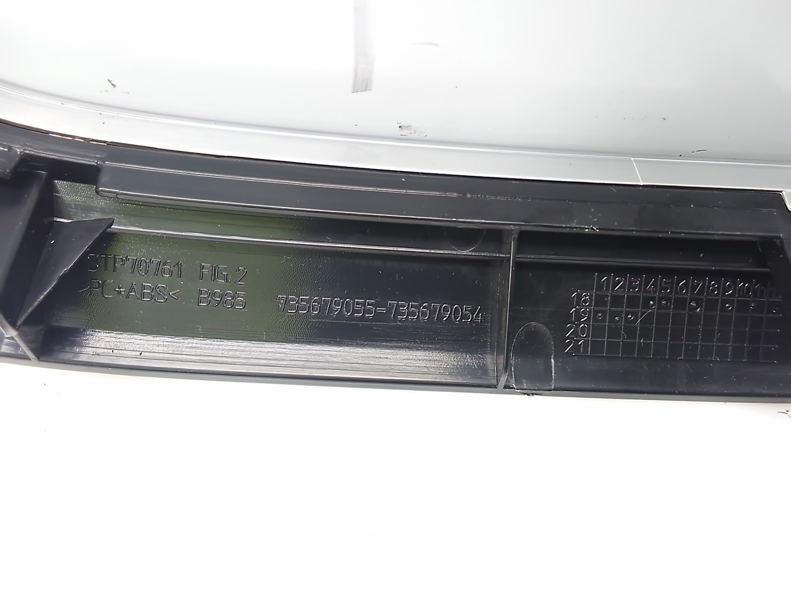 Moldura / consola radio fiat 500x (334)(2014->)