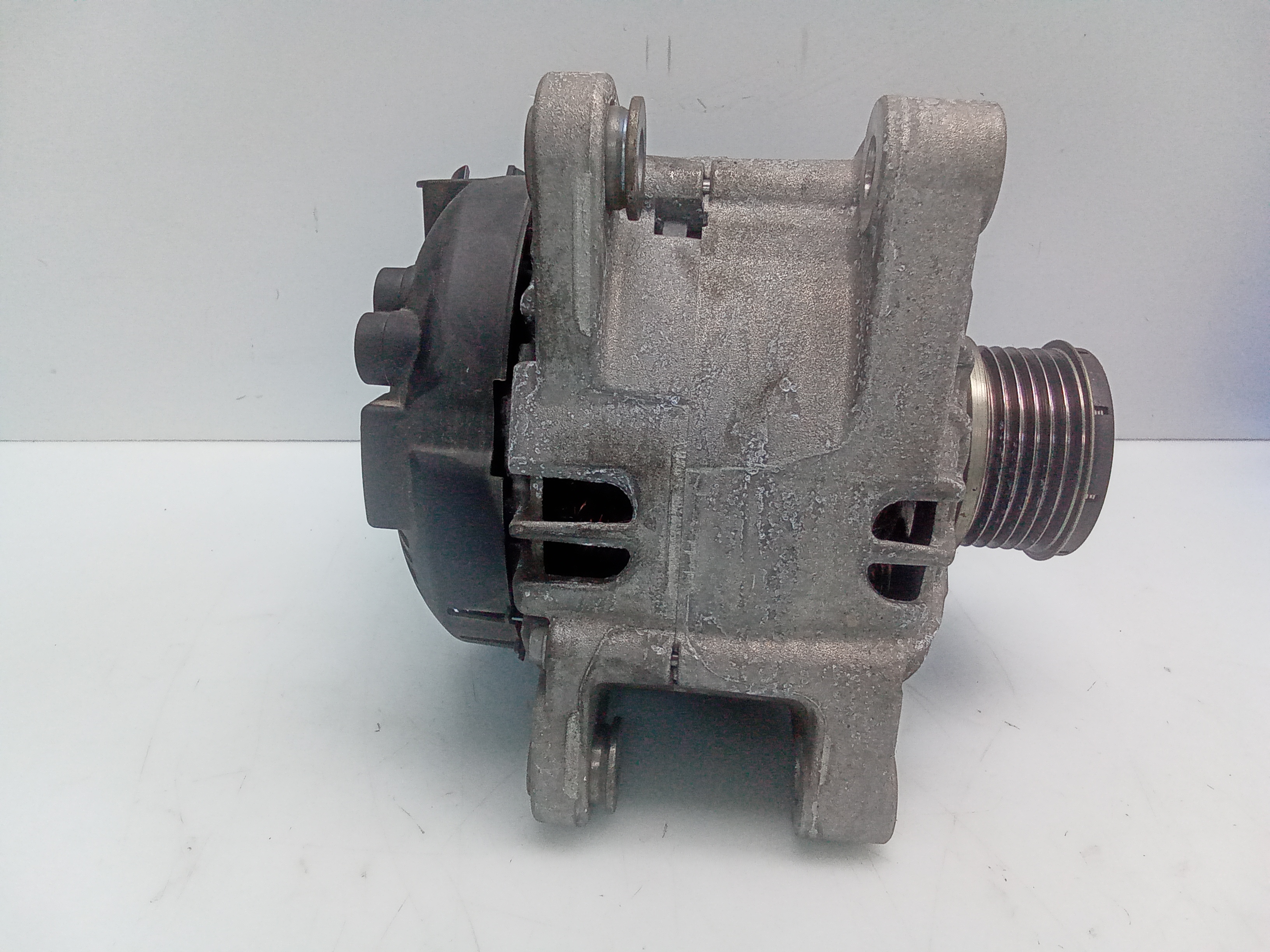 Alternador peugeot 208 (01.2012->)