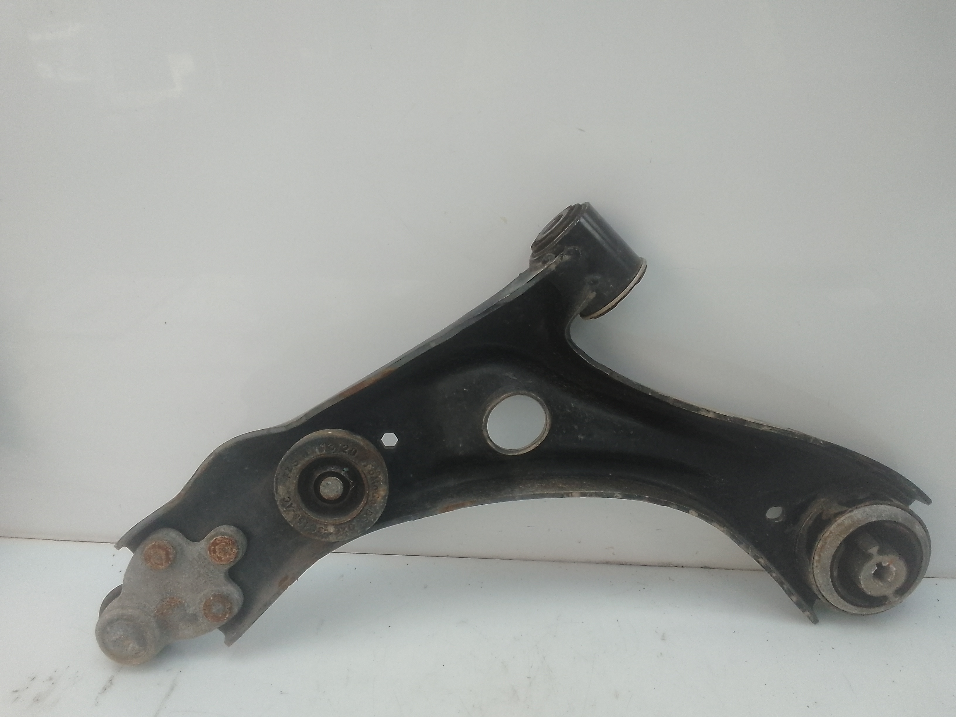 Brazo suspension inferior delantero derecho ford focus berlina (cge)(2018->)