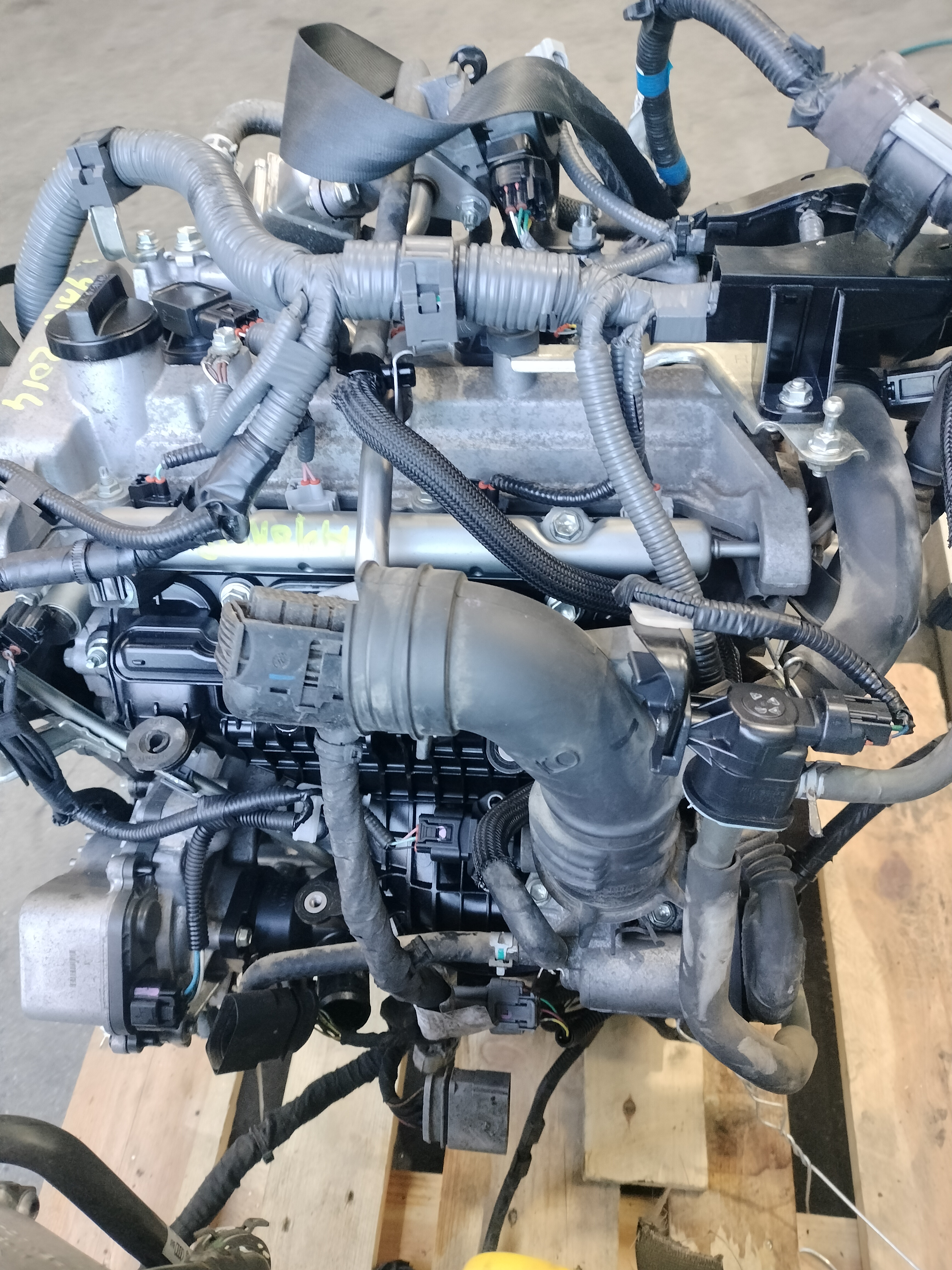 Motor completo toyota yaris (p13)(2014->)