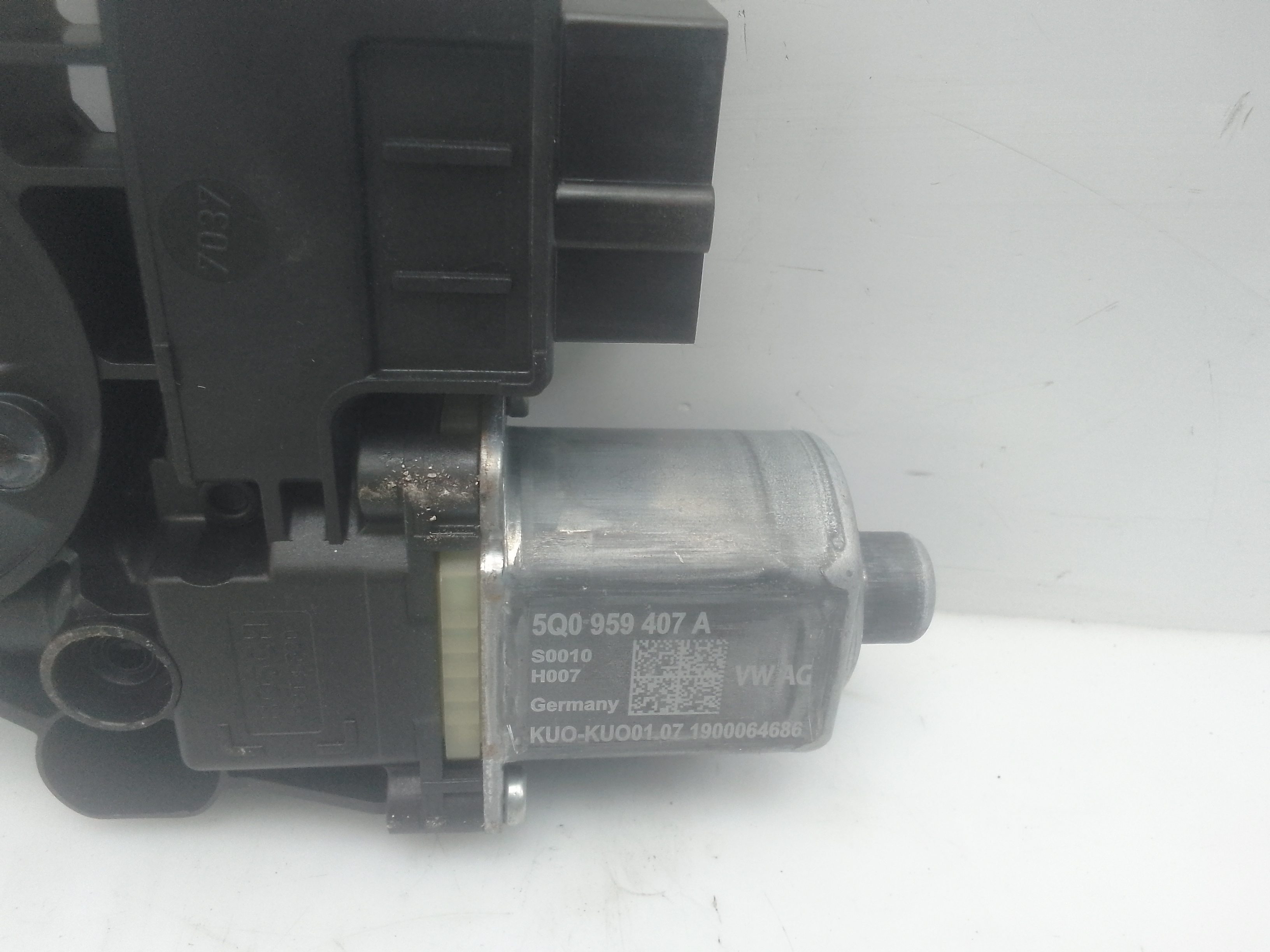 Motor elevalunas trasero izquierdo seat leon (5f1)(09.2012->)