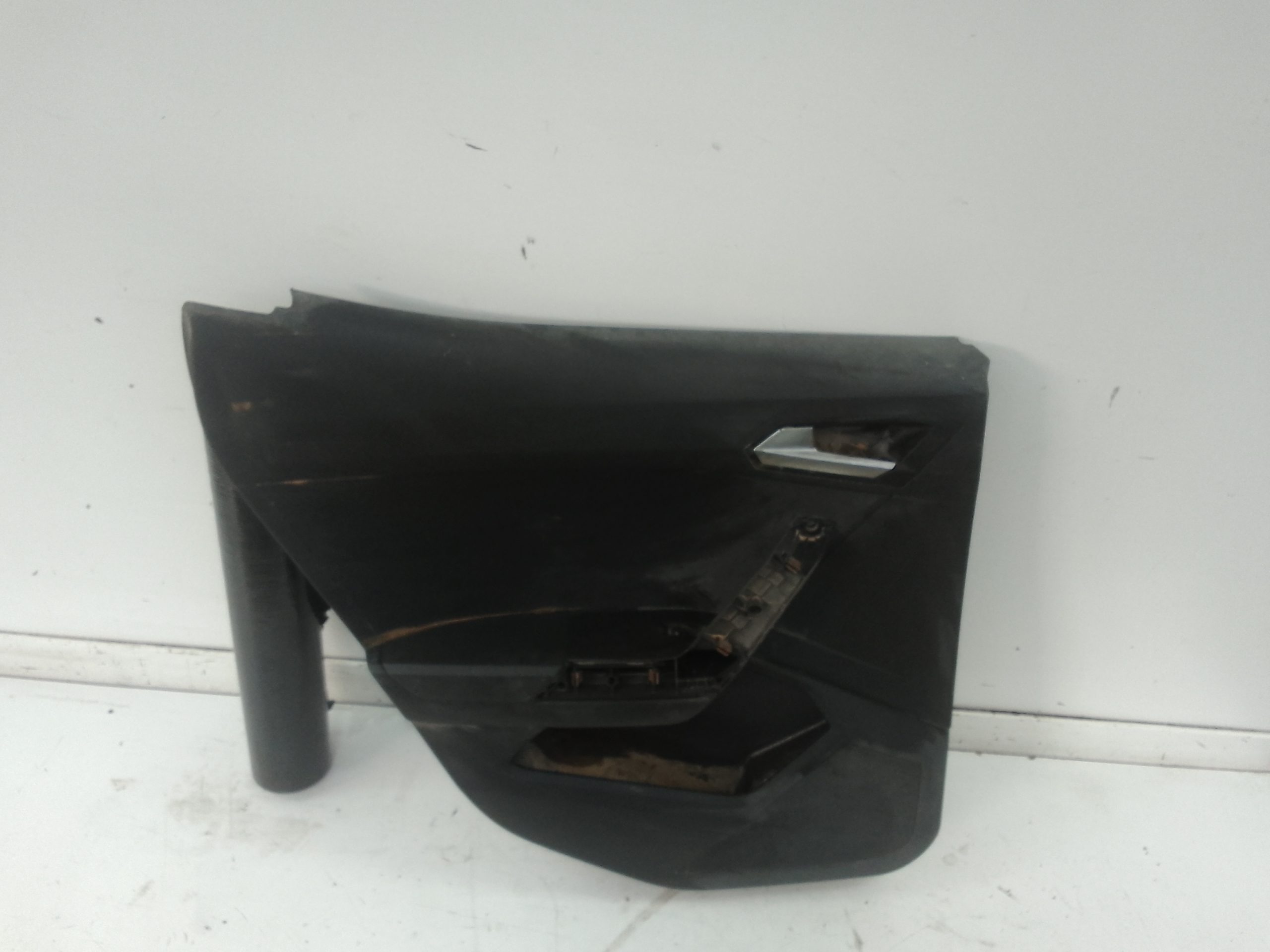 Guarnecido puerta trasera izquierda seat toledo (kg3)(07.2012->)