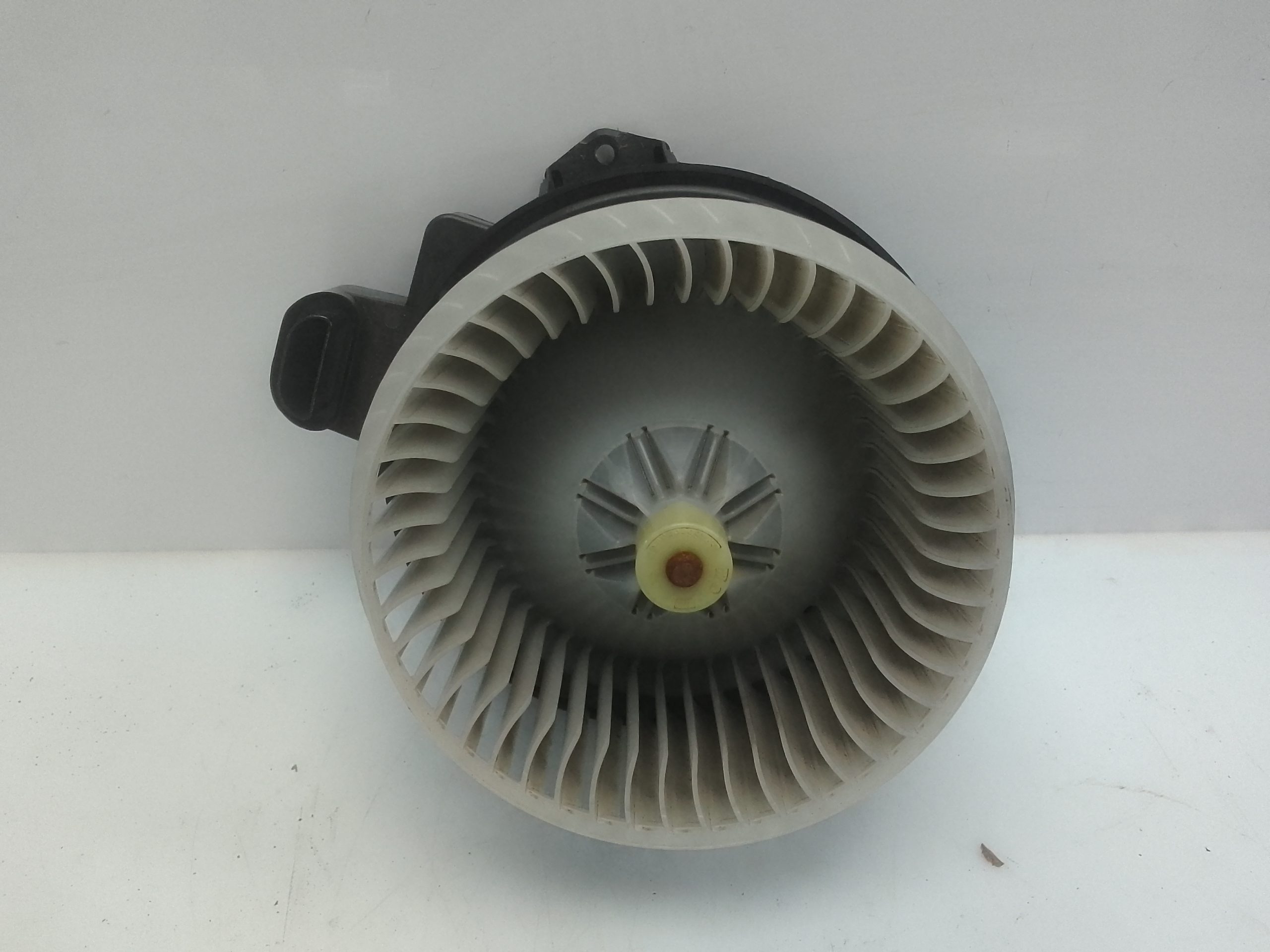 Ventilador calefaccion toyota auris touring sports (e18)(10.2012->)