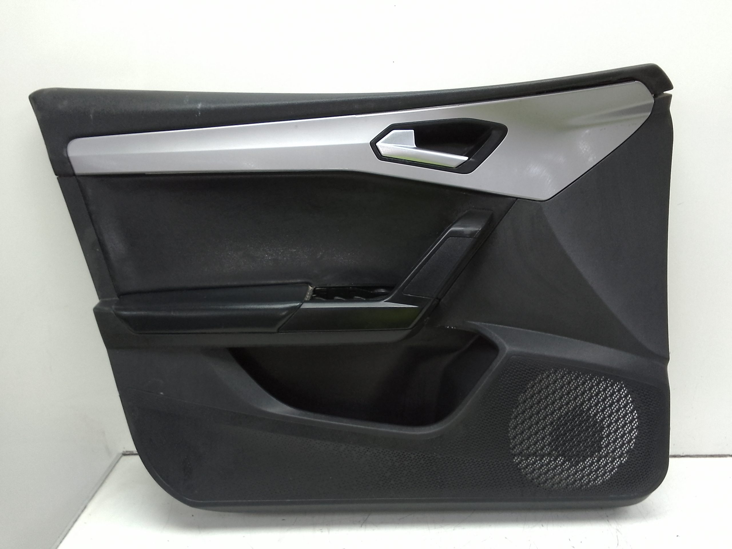 Guarnecido puerta delantera izquierda seat leon (kl1)(04.2020->)