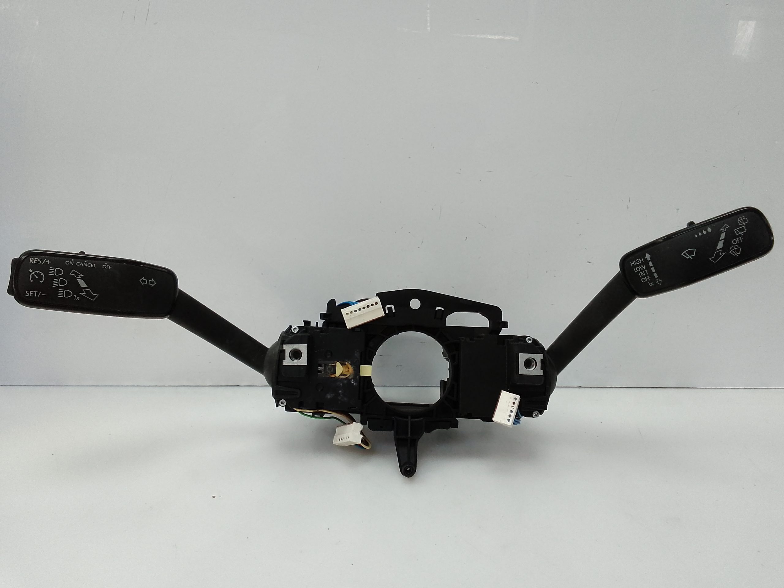 Mando intermitentes/cambio luces/limpia parabrisas volkswagen new beetle ( 5c1) ( 06.2011)