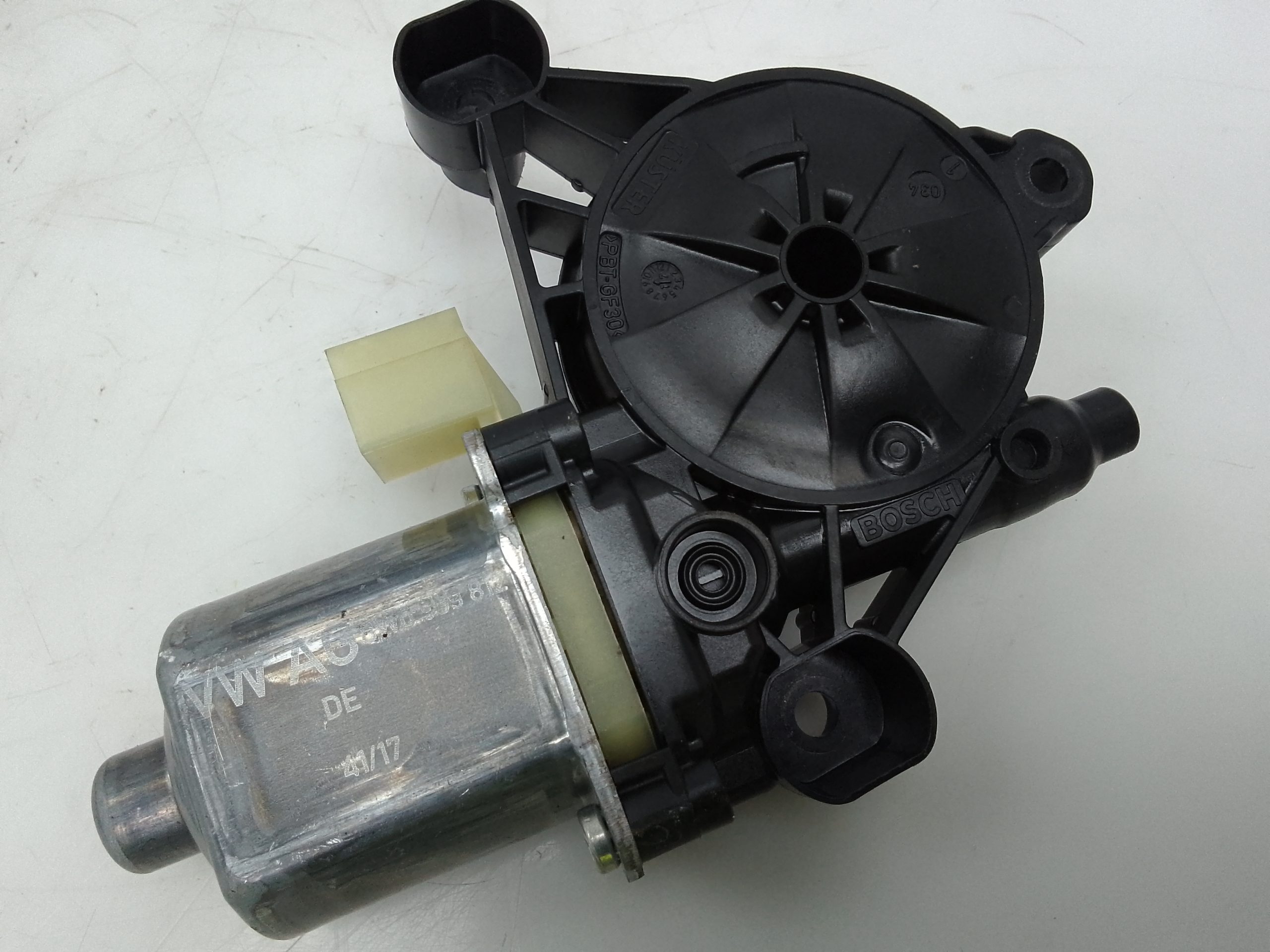 Motor elevalunas trasero derecho audi a4 berlina (8w2)(08.2015->)