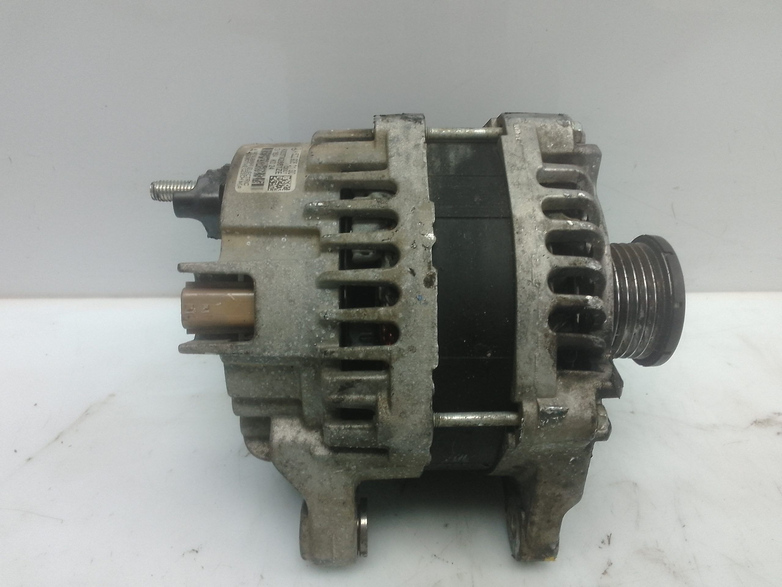 Alternador mercedes-benz vito furgón (447)(07.2014->)