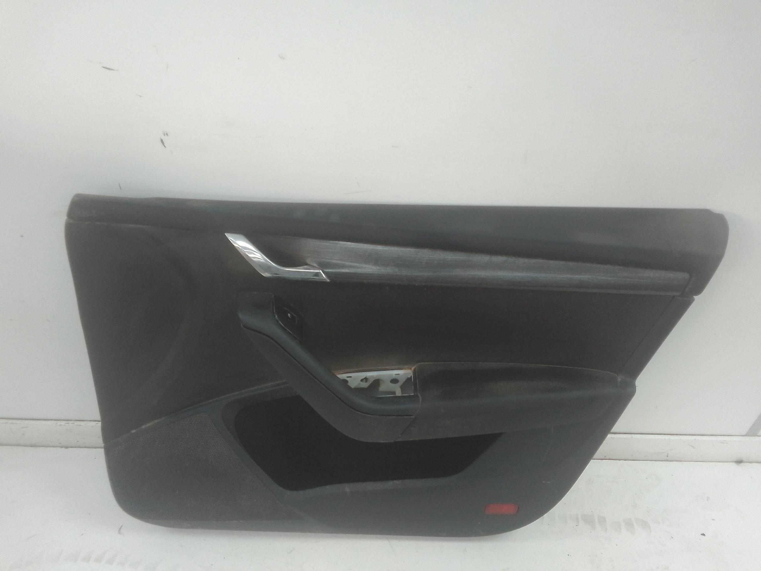 Guarnecido puerta delantera derecha skoda octavia combi (5e5)(01.2013->)