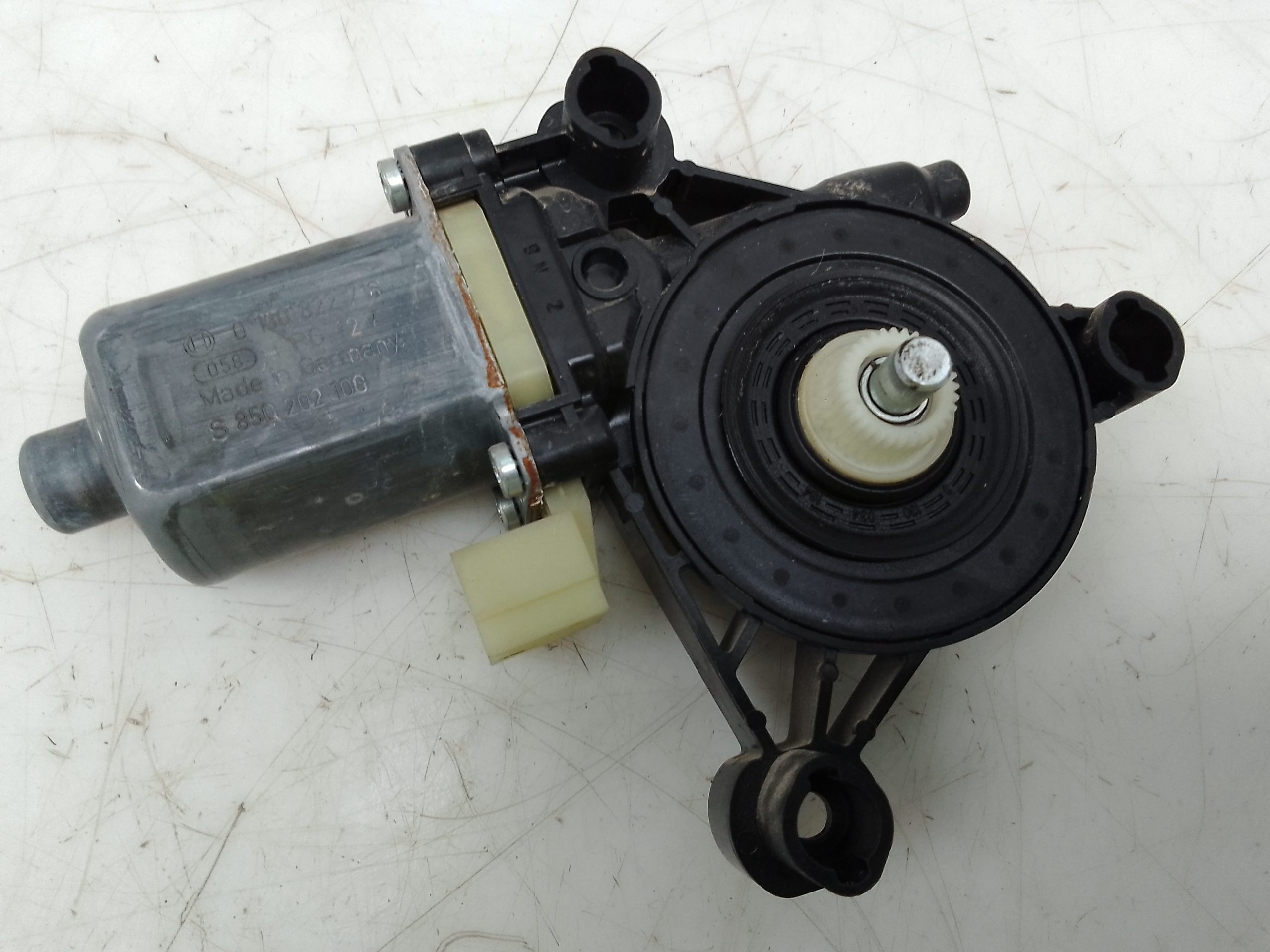 Motor elevalunas delantero derecho volkswagen golf sportsvan vii (am1)(12.2013->)