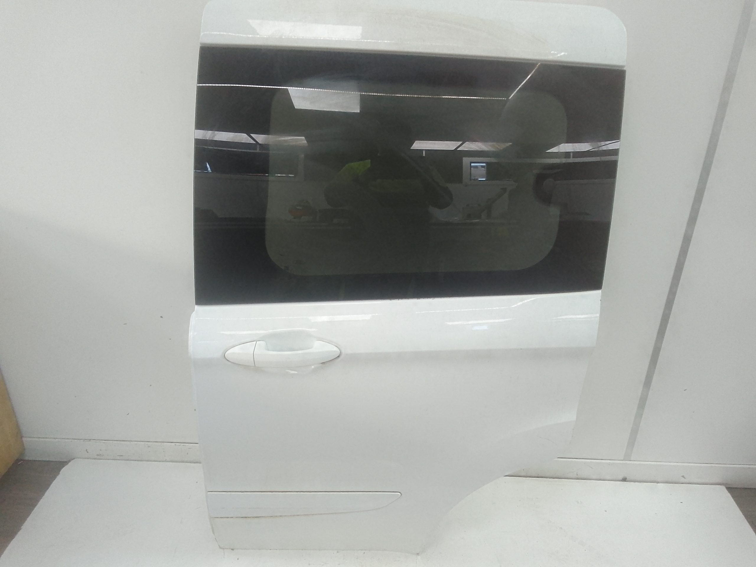 Puerta lateral corredera izquierda ford tourneo courier (c4a)(2014->)