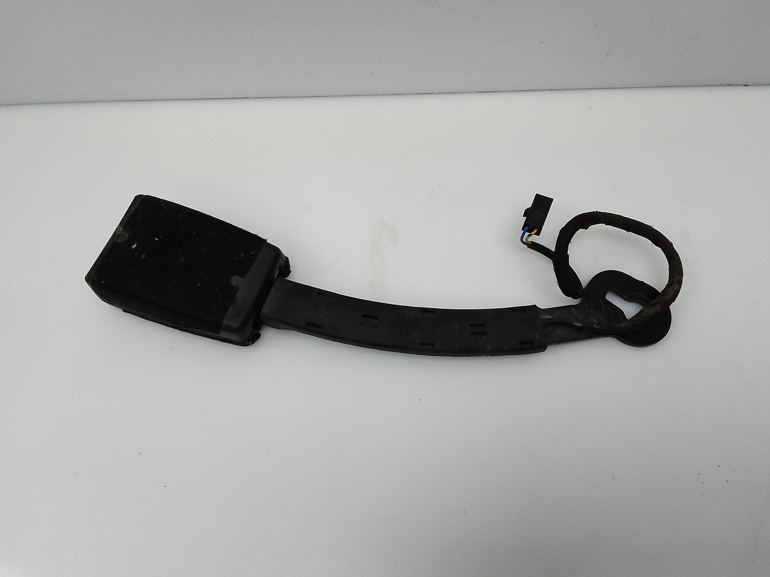 Anclaje cinturÓn delantero derecho seat leon (5f1)(09.2012->)