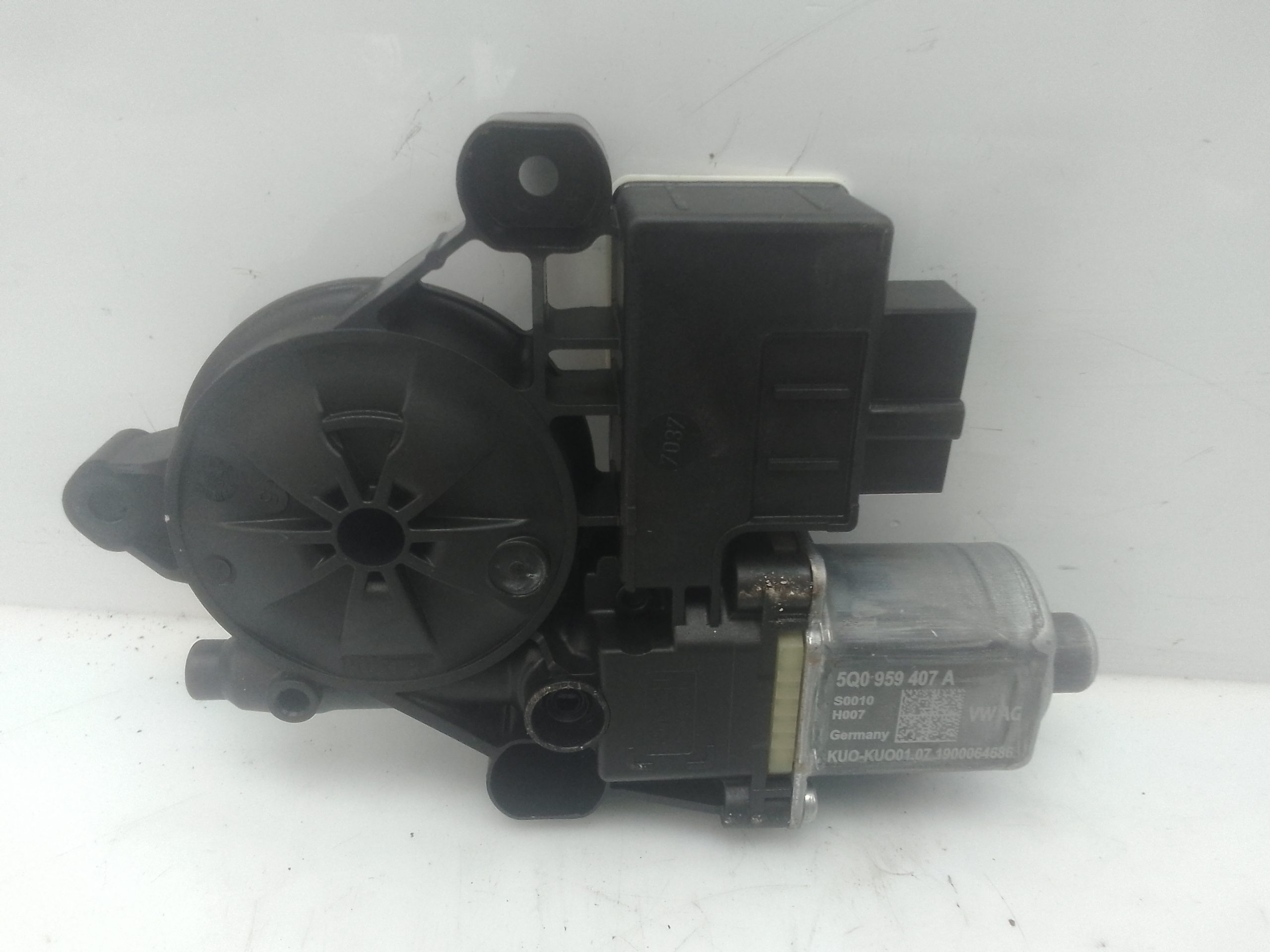 Motor elevalunas trasero izquierdo seat leon (5f1)(09.2012->)