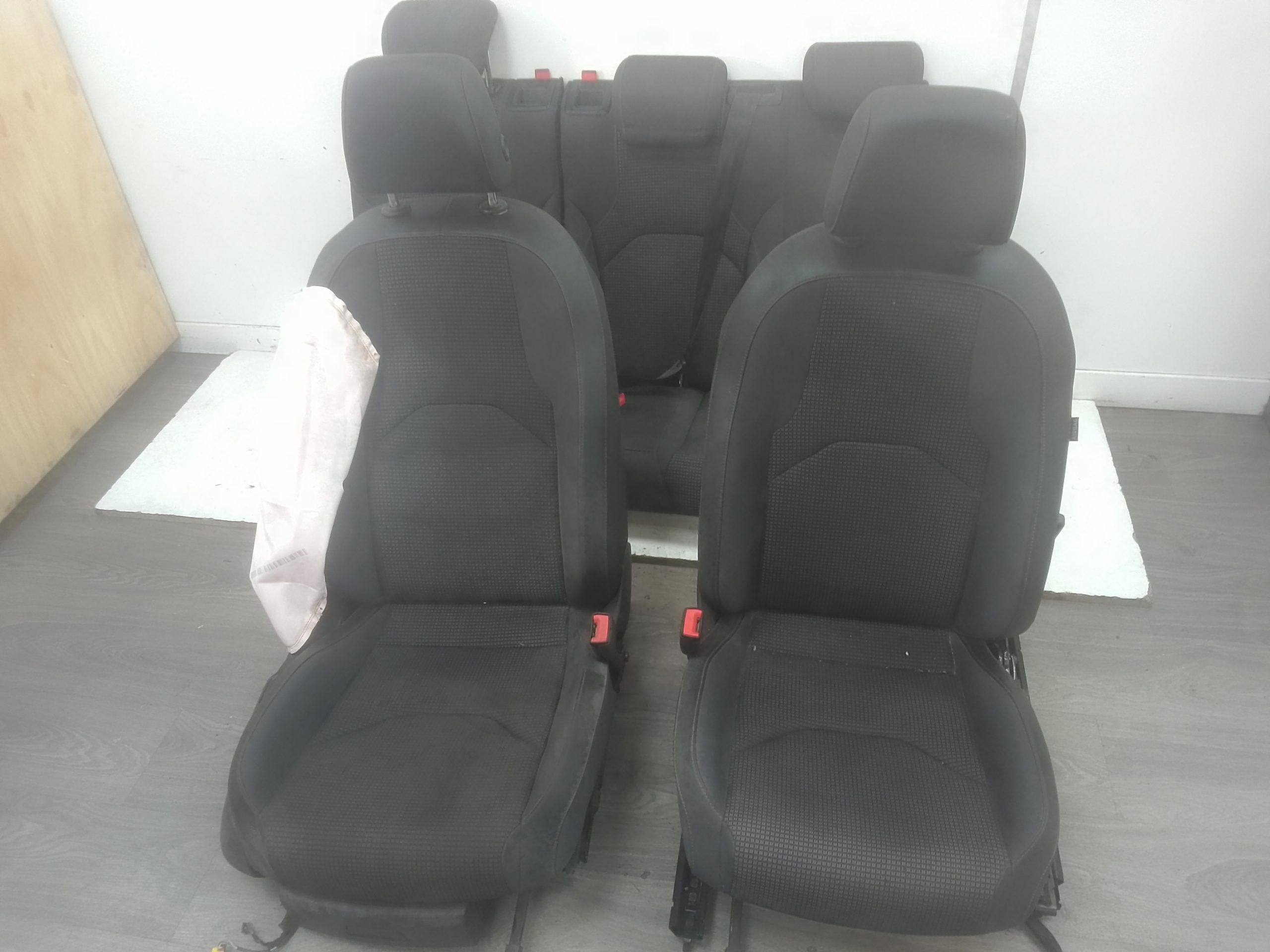 Juego asientos completo seat leon (5f1)(09.2012->)