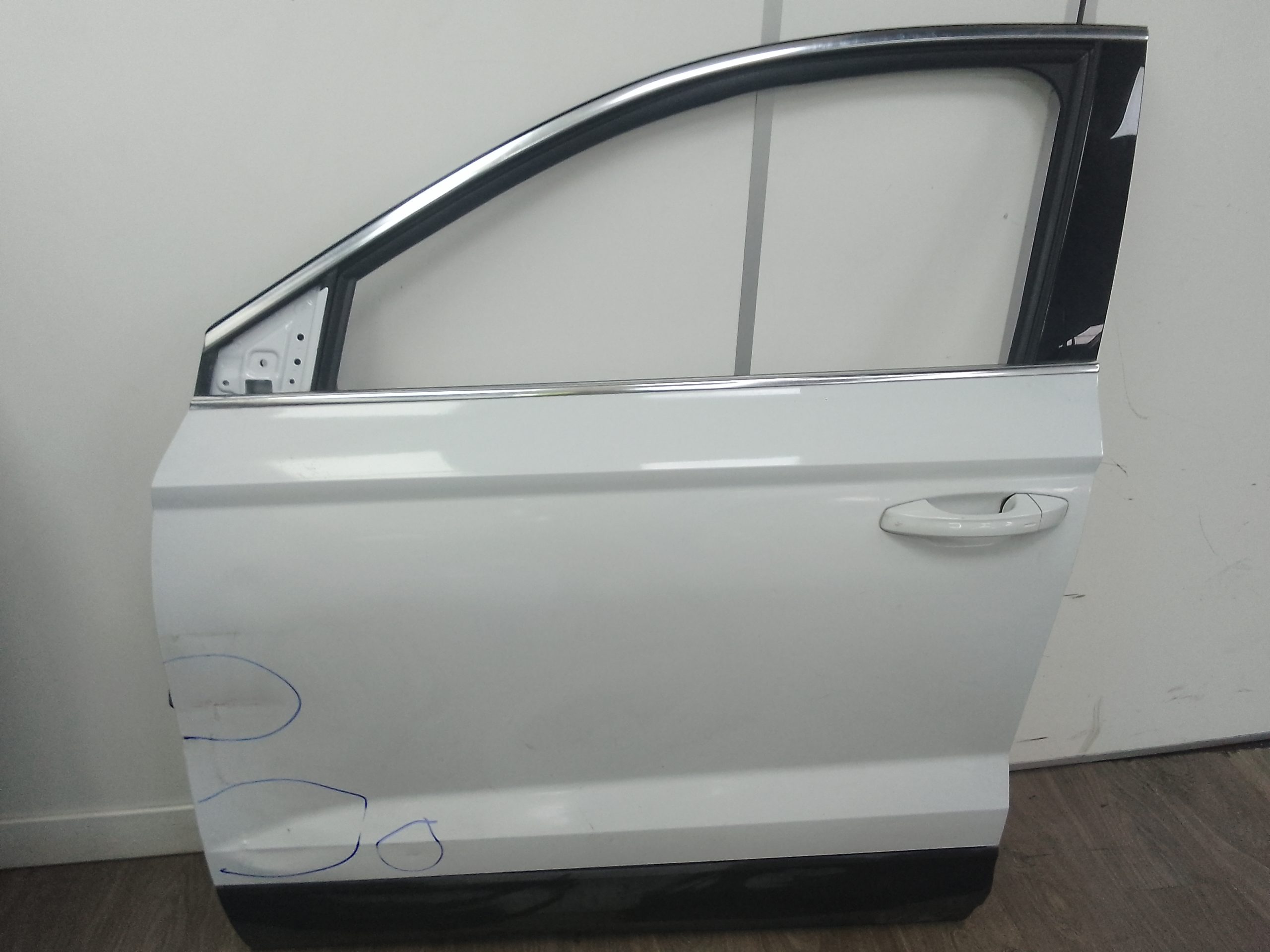 Puerta delantera izquierda skoda karoq (nu)(2017->)