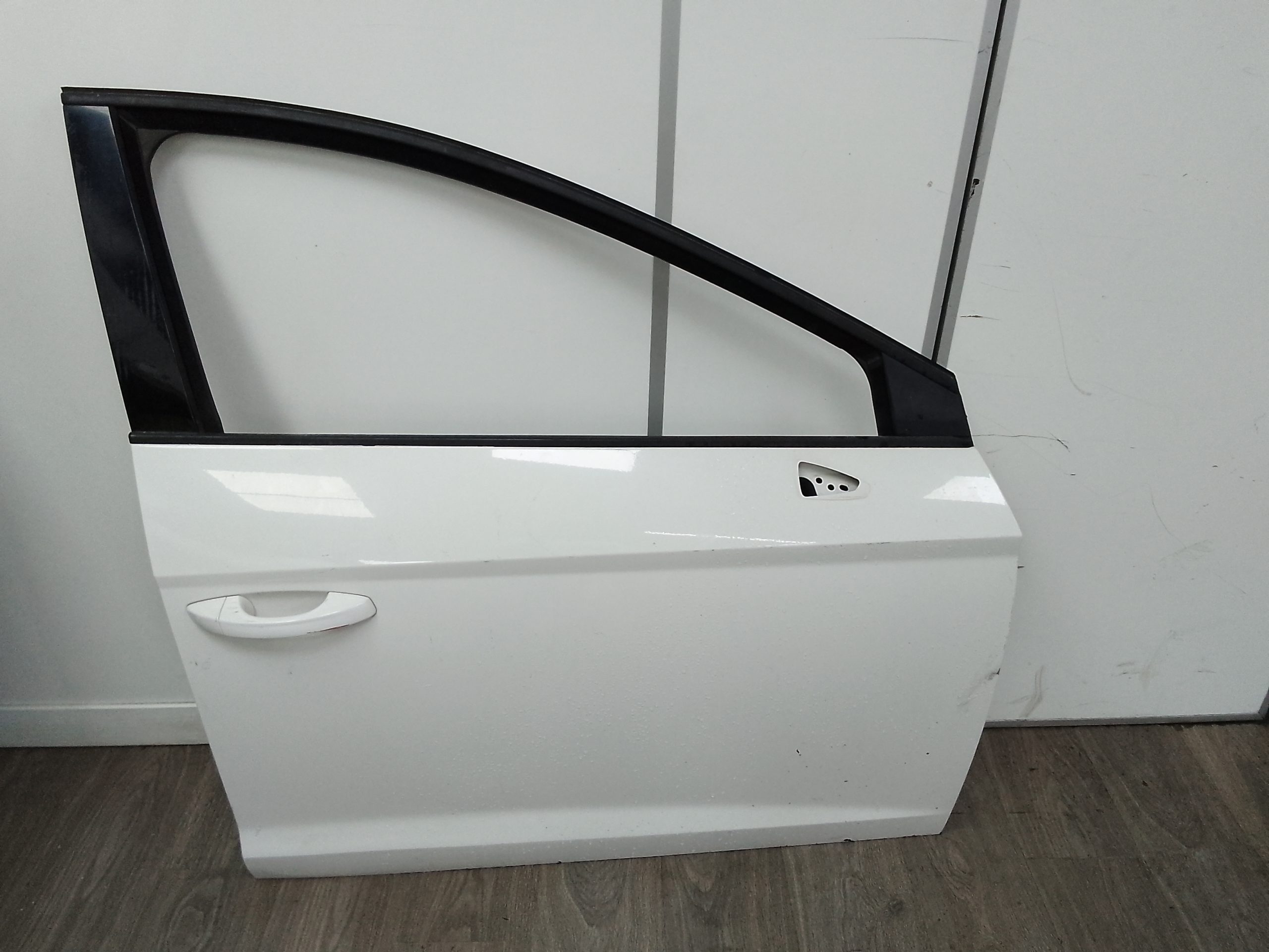 Puerta delantera derecha seat leon (5f1)(09.2012->)