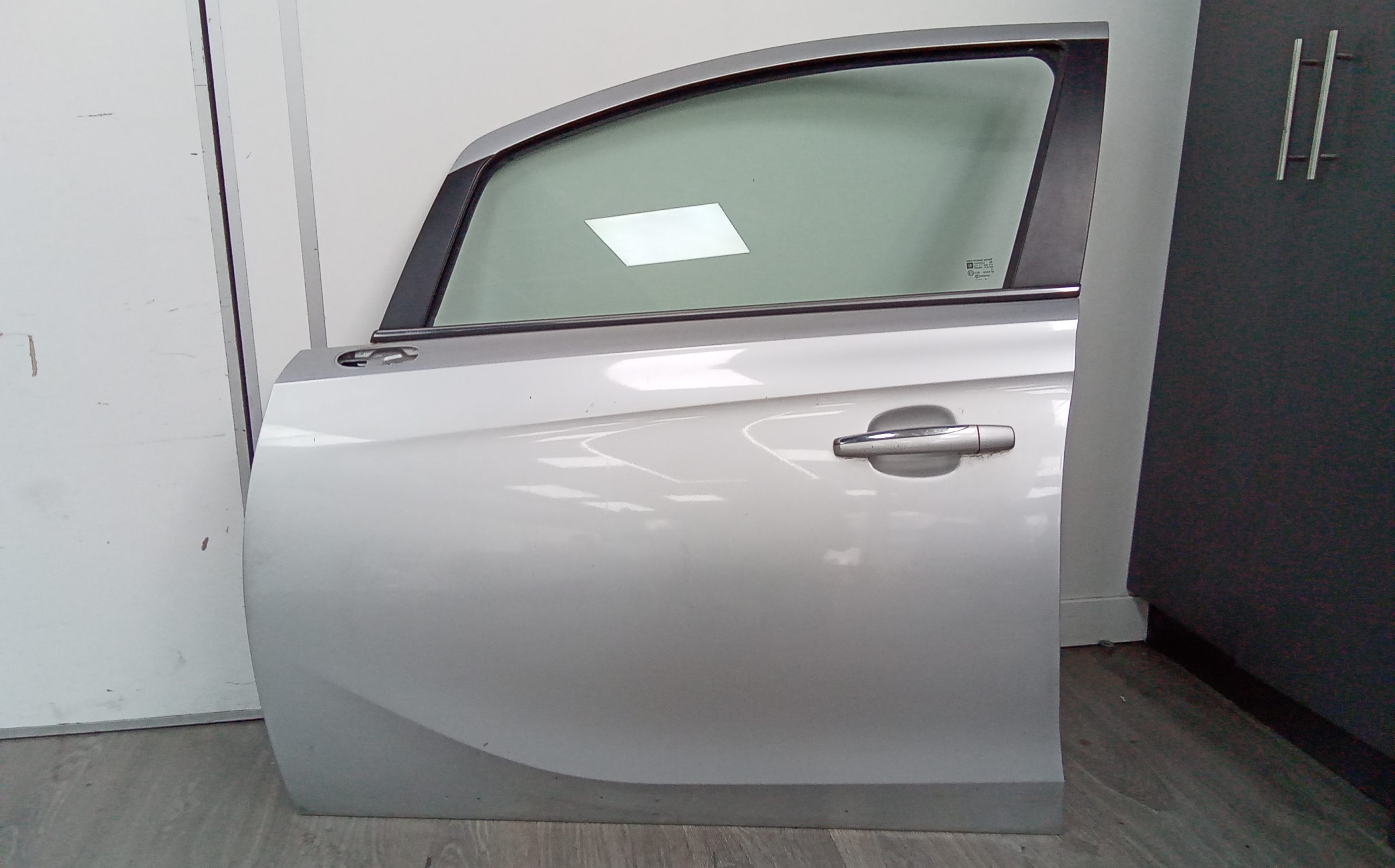 Puerta delantera izquierda opel corsa e (2014->)